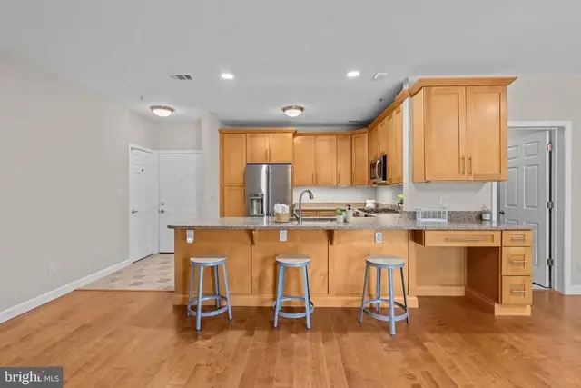 1701 Lake Shore Crest Dr #21, Reston