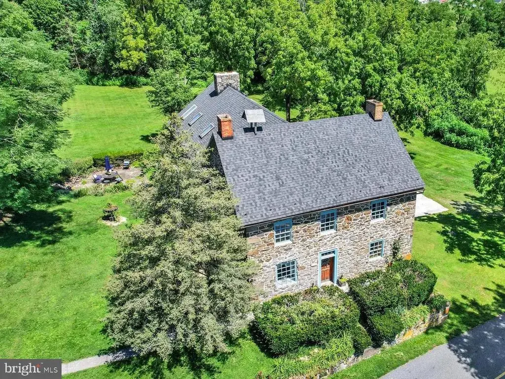 759 Hoffman Rd, GETTYSBURG