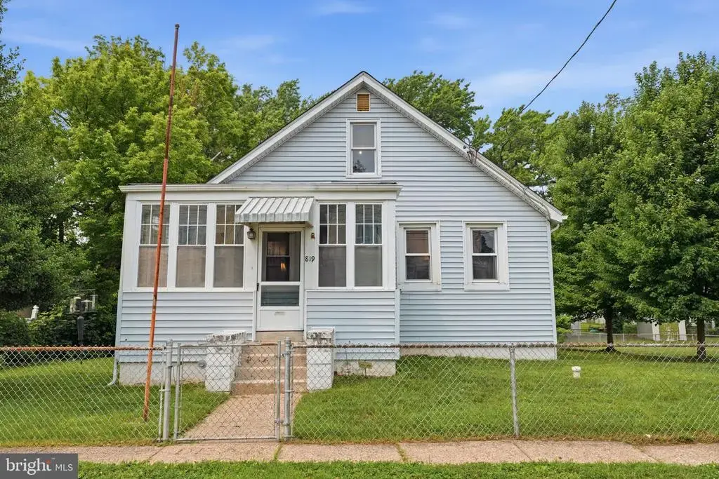 819 Pennsylvania Ave, CROYDON