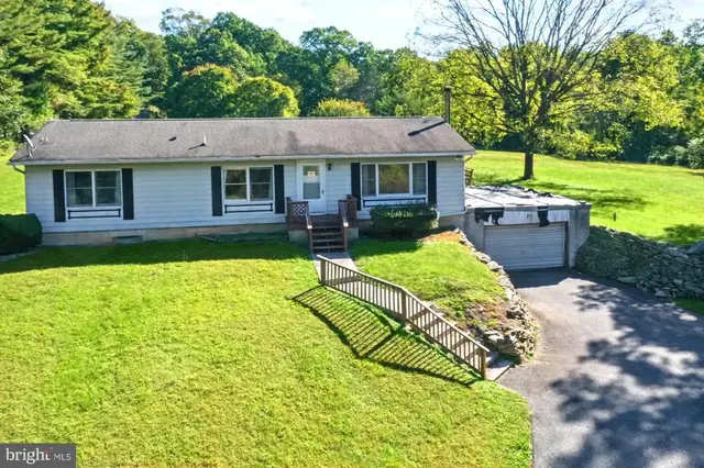 1809 Harkins Road, Pylesville