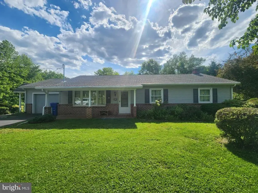 2002 Bridge Rd, LANCASTER