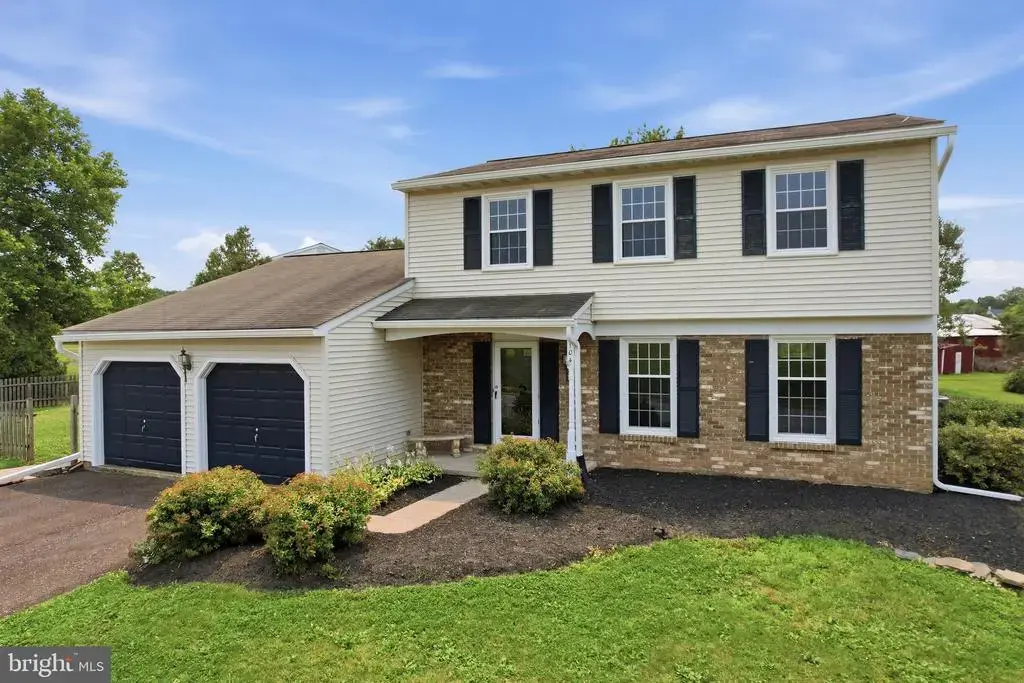 104 Noble Dr, PERKASIE