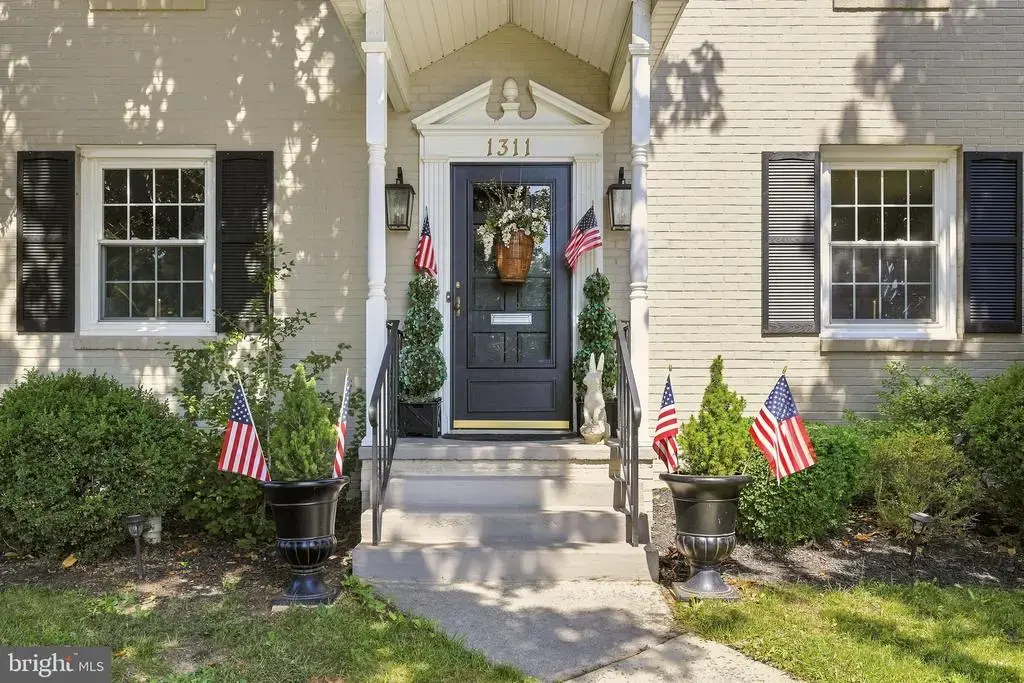 1311 Handley Ave, WINCHESTER