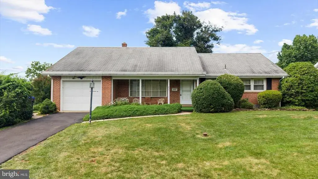 255 Orchard Hills Dr, BOYERTOWN