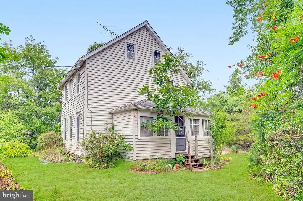 114 Division St, WEST CREEK