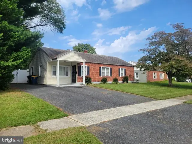 38 Evergreen Dr, Dover