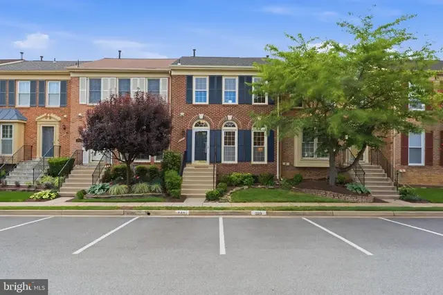 6240 Walkers Croft Way, Alexandria