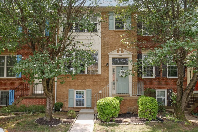 13157 Quail Creek Ln, Fairfax