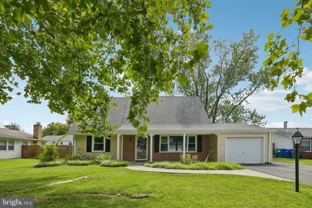 13151 Pavilion Ln, FAIRFAX