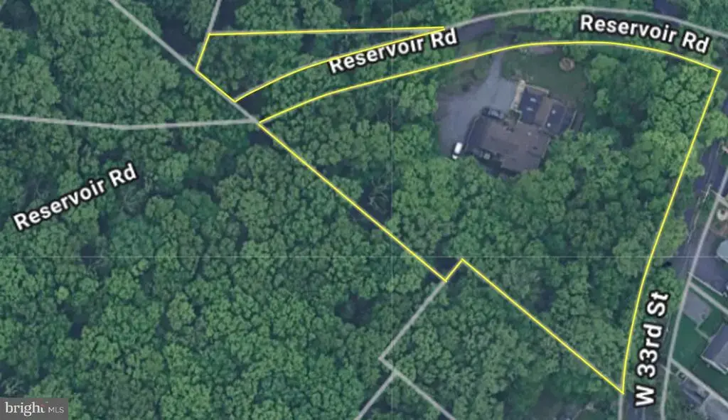 126 W Neversink Rd, READING