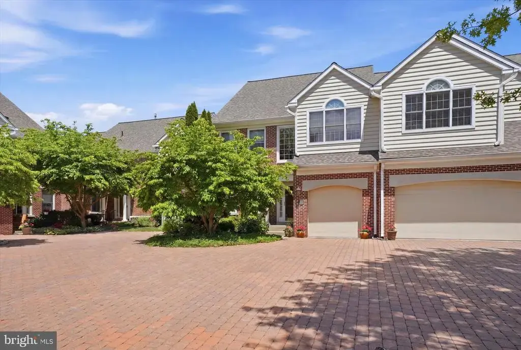 209 Westminster, AMBLER