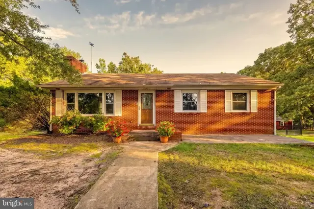 2630 Plum Point Rd, Huntingtown