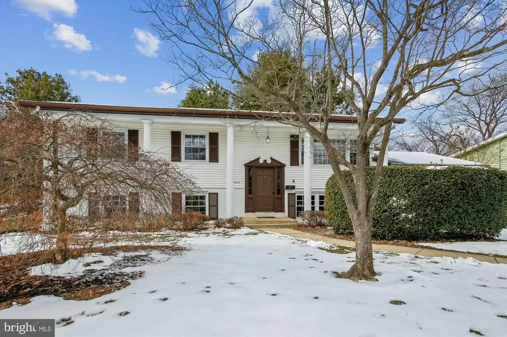 4904 Chanticleer Ave, ANNANDALE