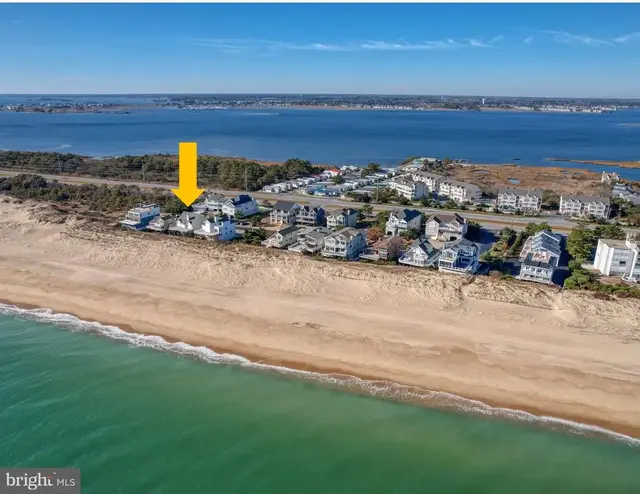 37135 Ocean Park Ln, Fenwick Island