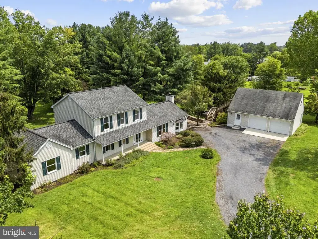 7296 Rectors Ln, MARSHALL
