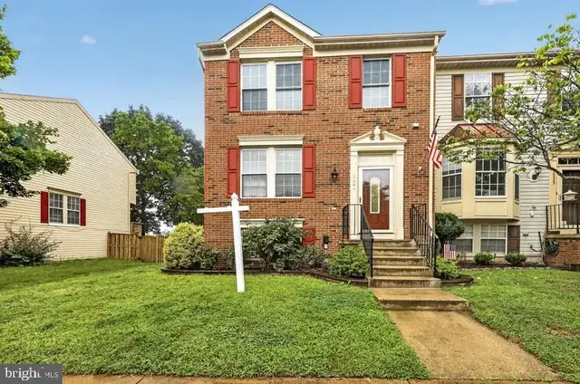 6221 Bella Dr, Centreville