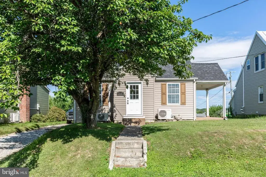 760 N Houcksville Rd, HAMPSTEAD