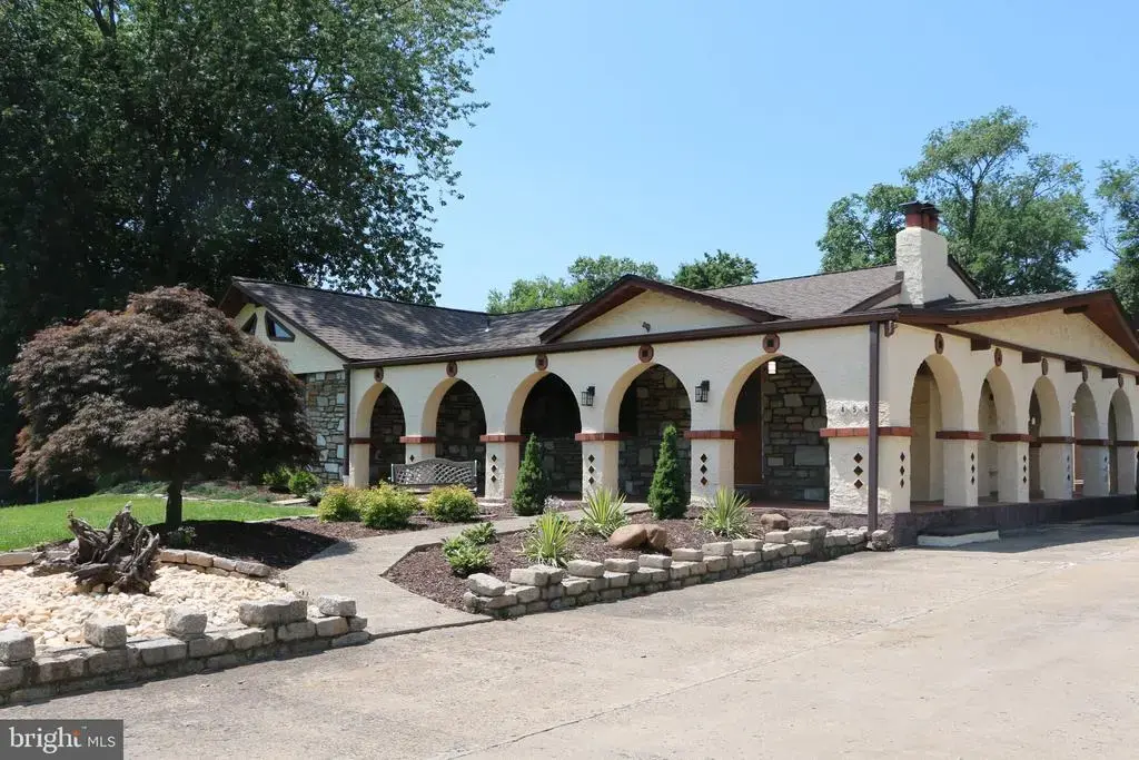 454 Dunksferry Rd, BENSALEM
