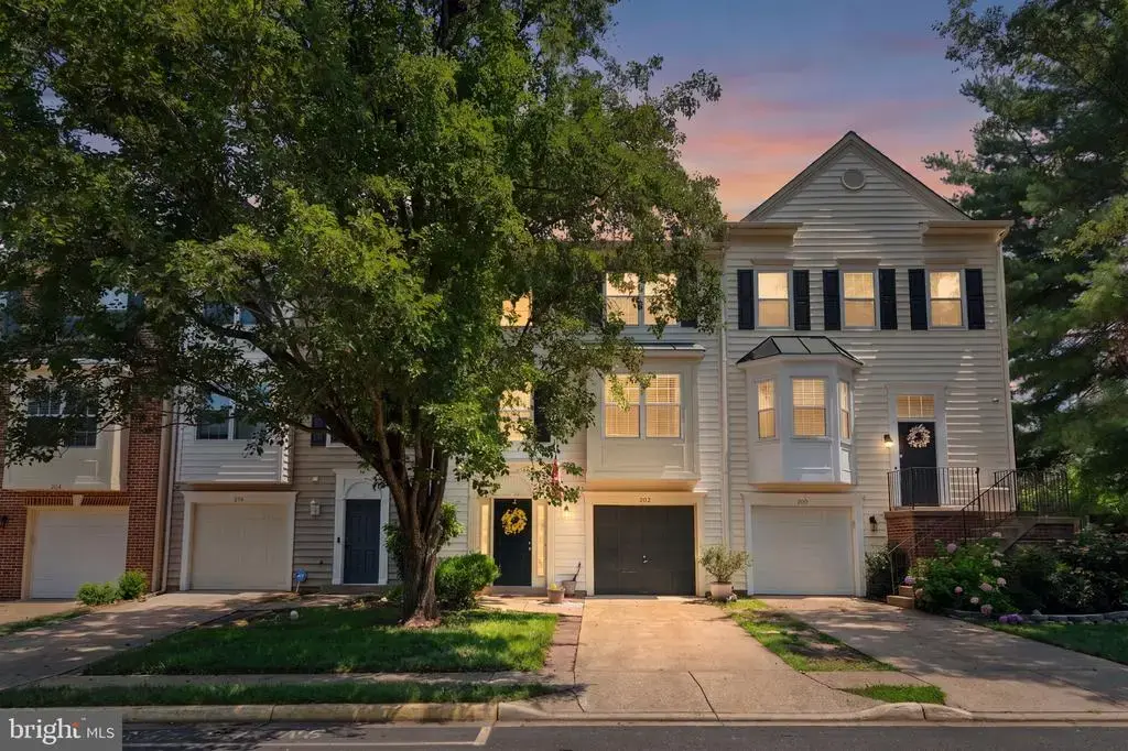 202 Park Brook Ct, STAFFORD