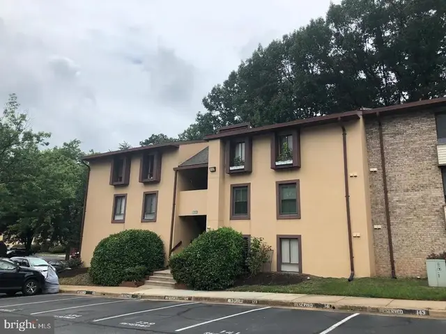 2231 Castle Rock Sq #11c, Reston