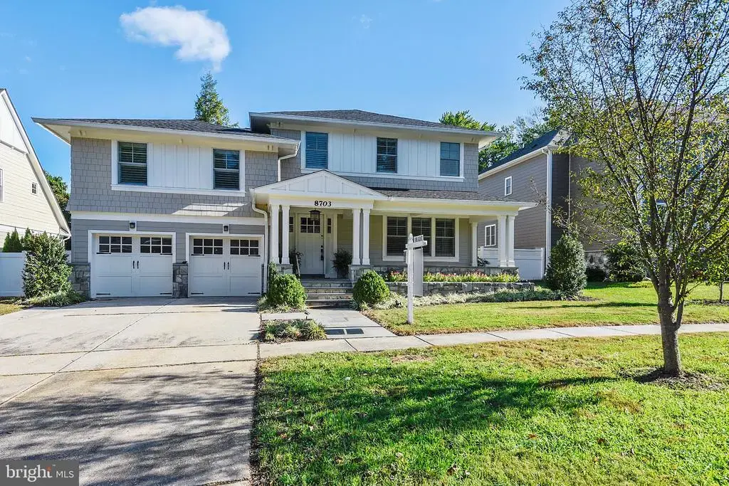 8703 Bradmoor Dr, BETHESDA
