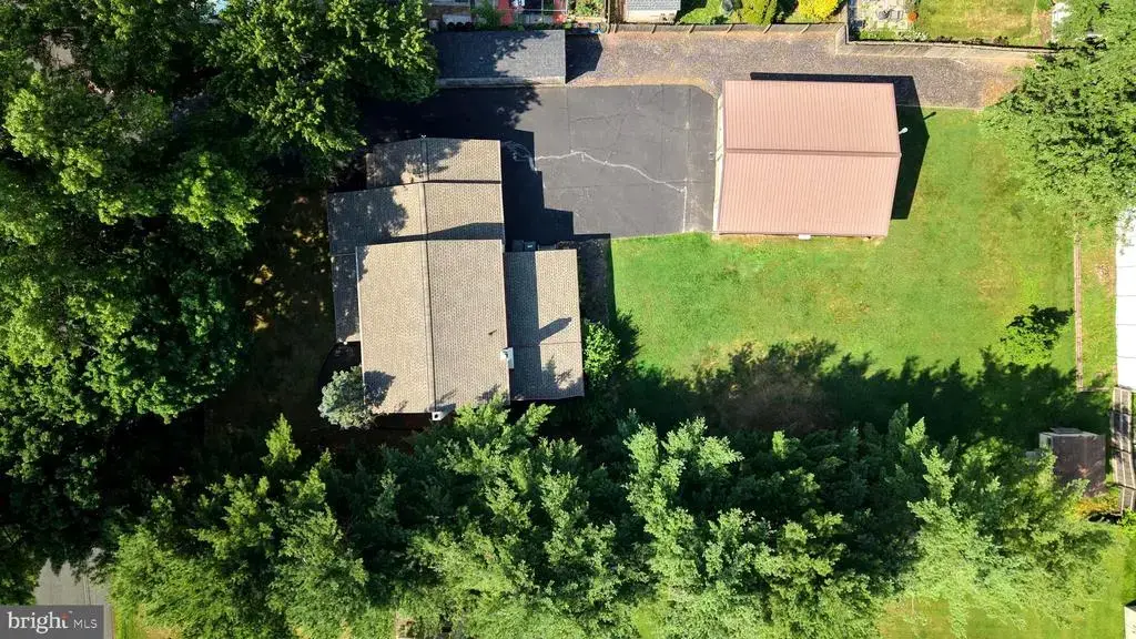 571 Township Line Rd, TELFORD