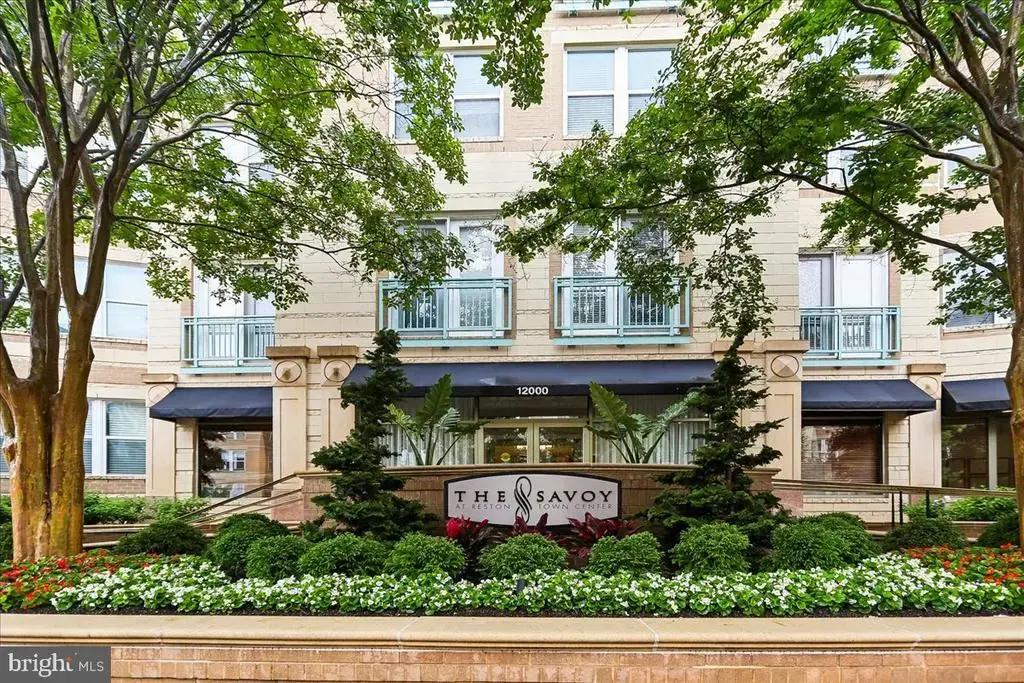 12000 Market St #243, RESTON