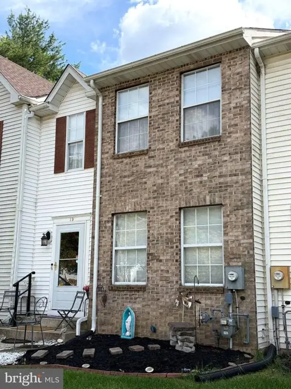 19 N Dunmoor, HAMILTON