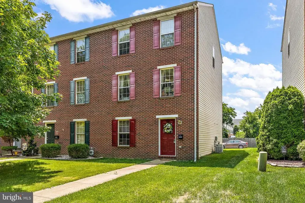 906 Gray St, NEW CASTLE