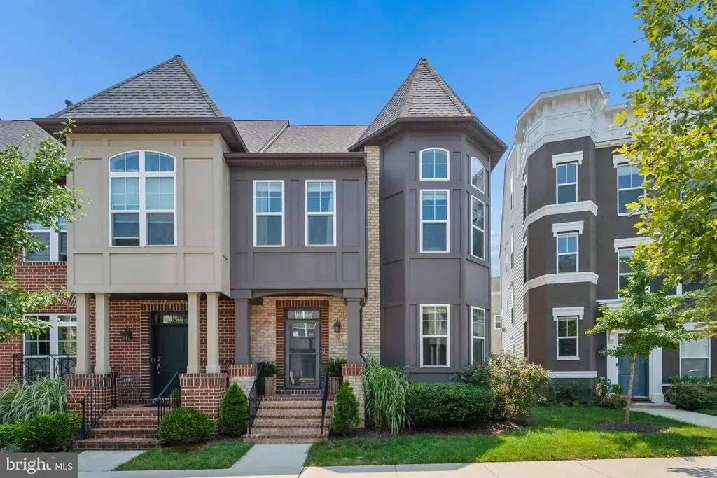 1132 Holden Rd, FREDERICK