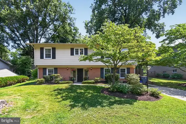 1334 Chilton Dr, Silver Spring