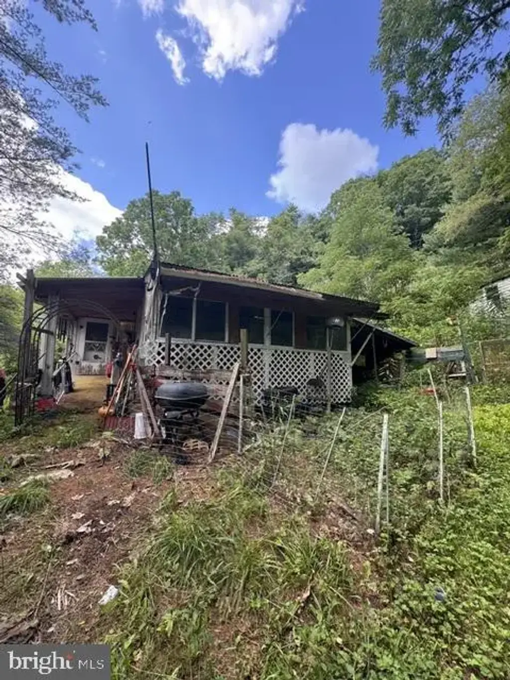 -125 Freemont, NORTH TAZEWELL