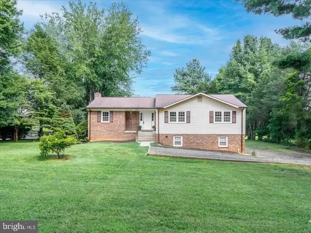 6793 Riley Road, Warrenton
