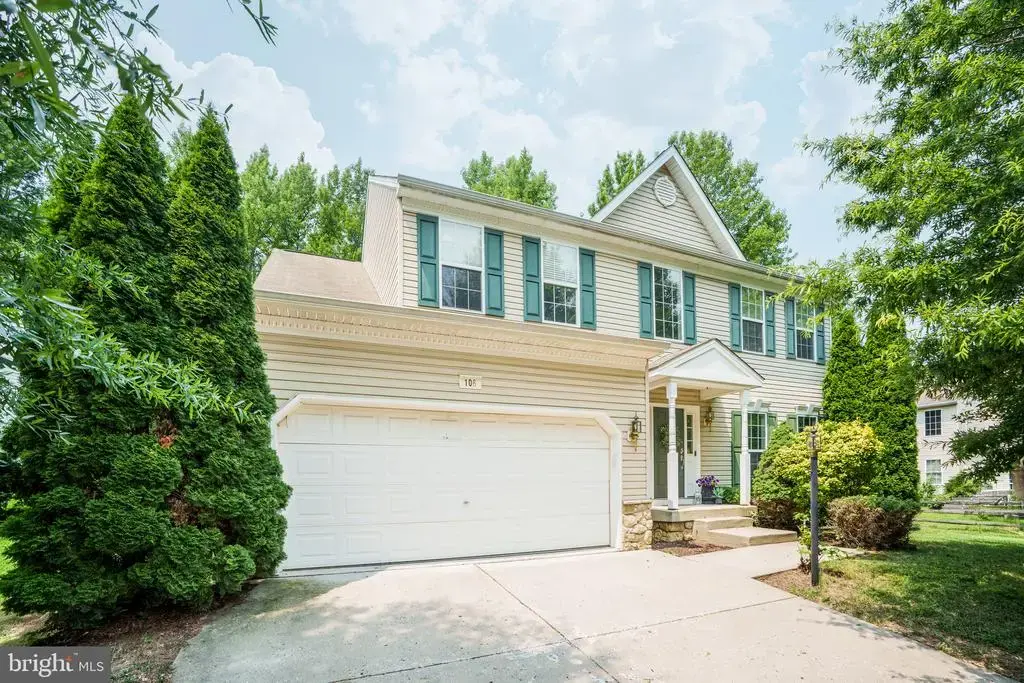 106 Constitution Ter, ELKTON