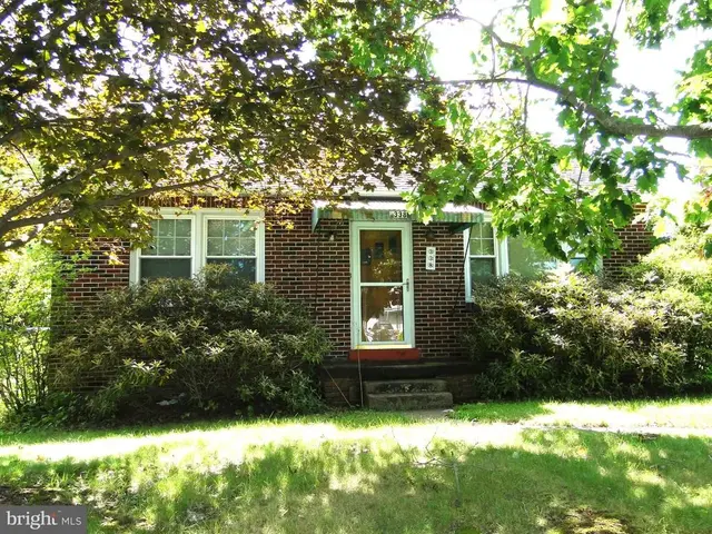 338 E Broad St, Trumbauersville
