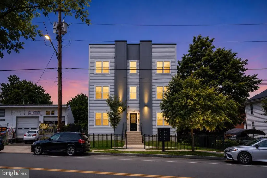 4445 Nannie Helen Burroughs Ave Ne #202, WASHINGTON