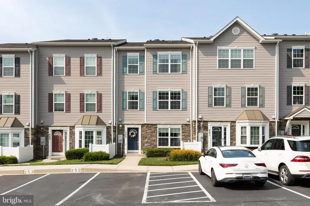 6519 Dundee Dr #252, ELDERSBURG