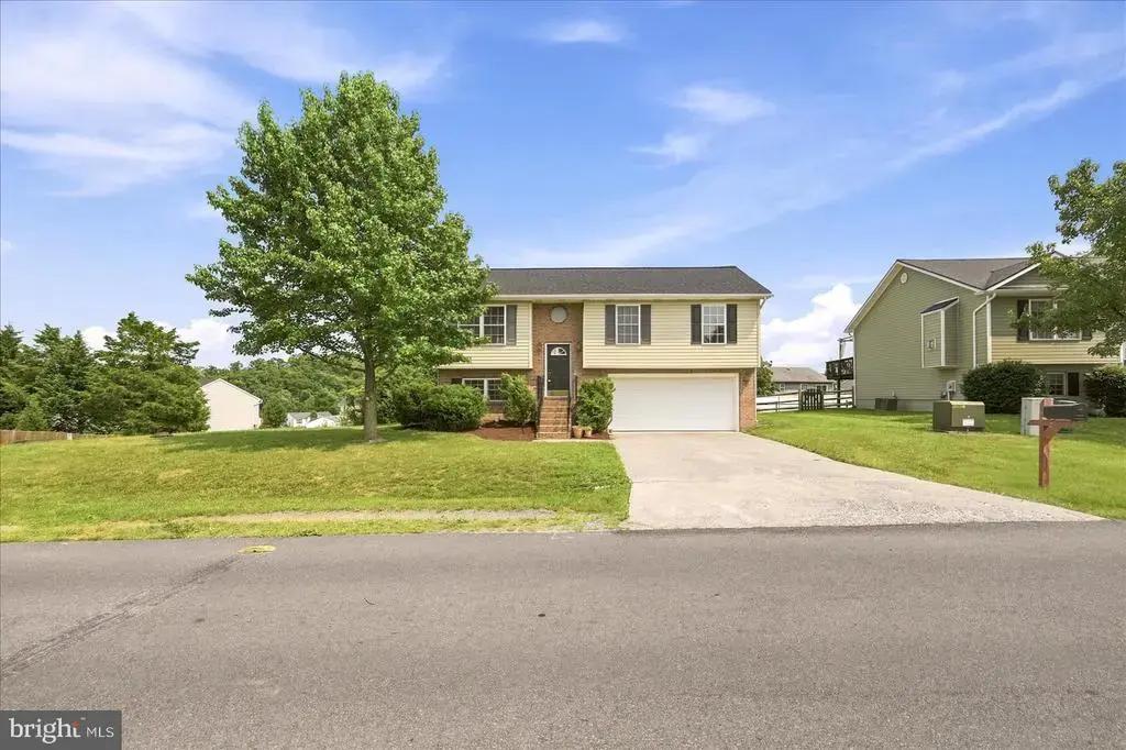 224 Ford Cir, INWOOD