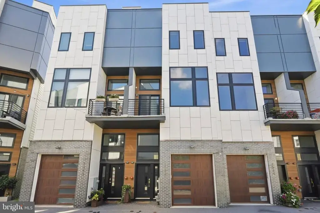 2542 Graduate Sq, PHILADELPHIA