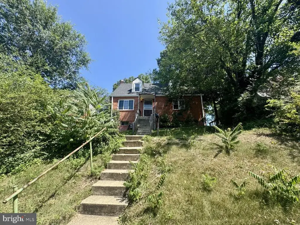 5442 Varnum St, BLADENSBURG