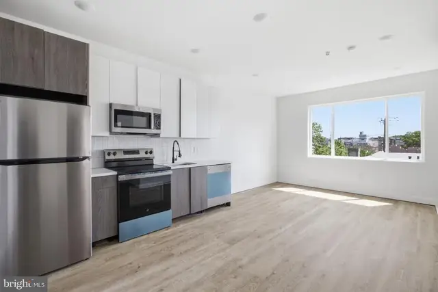 613 N Brooklyn St #4, Philadelphia