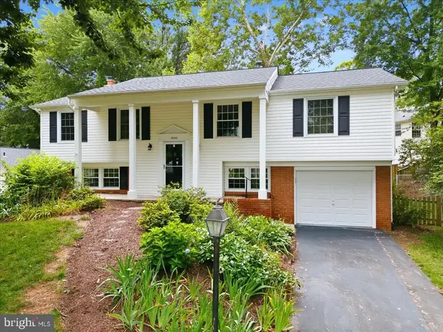 13143 Melville Ln, Fairfax