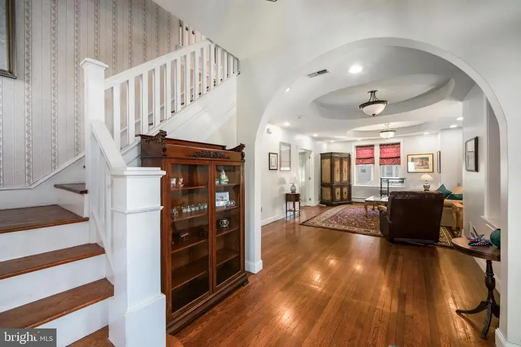 103 White Horse Pike, HADDON HEIGHTS