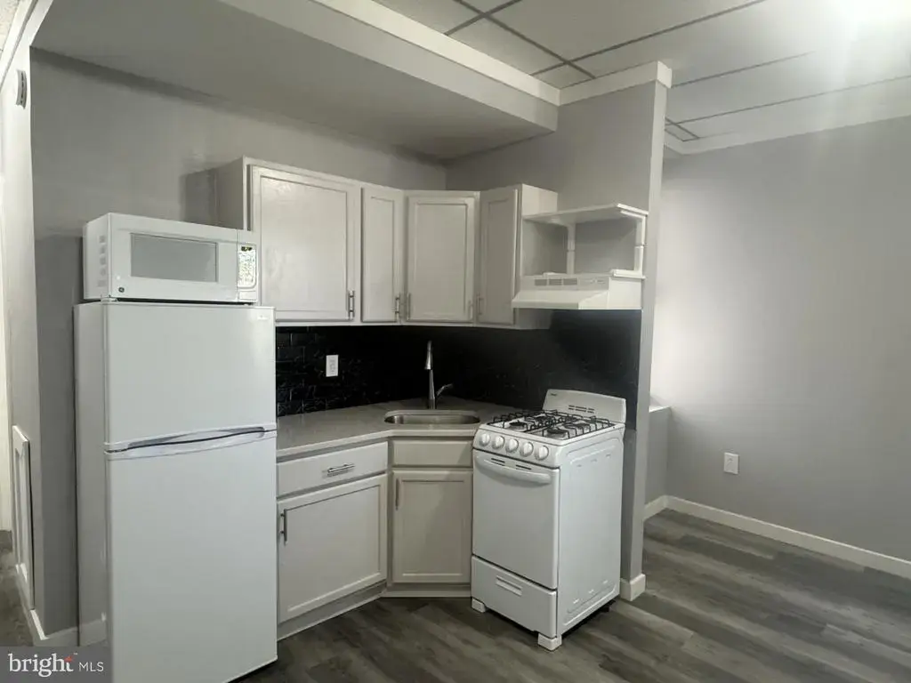 4154 W Girard Ave, PHILADELPHIA