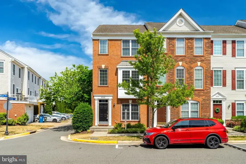 25368 Shipley Ter, CHANTILLY
