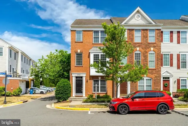 25368 Shipley Ter, Chantilly