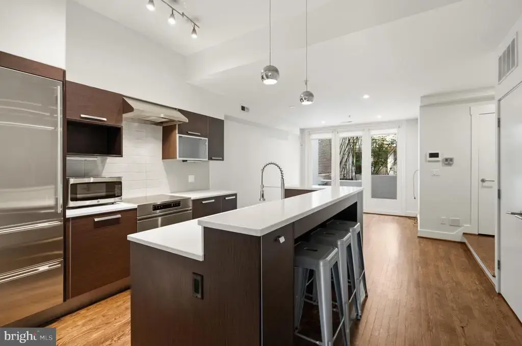426 M St Nw #d, WASHINGTON