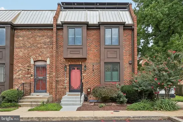519 Brummel Ct Nw, Washington