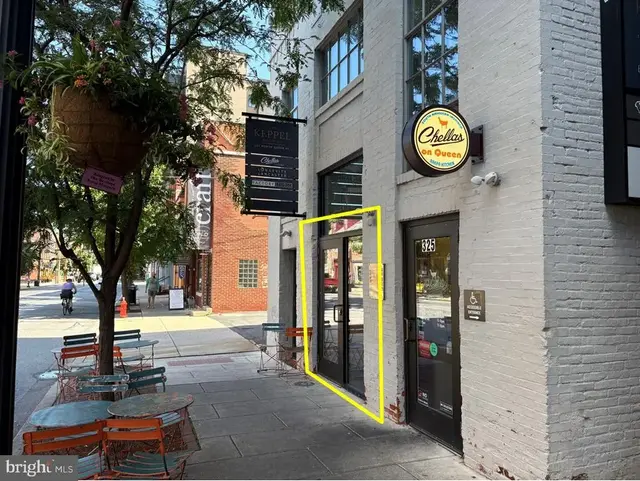 325 N Queen St #b-01, Lancaster