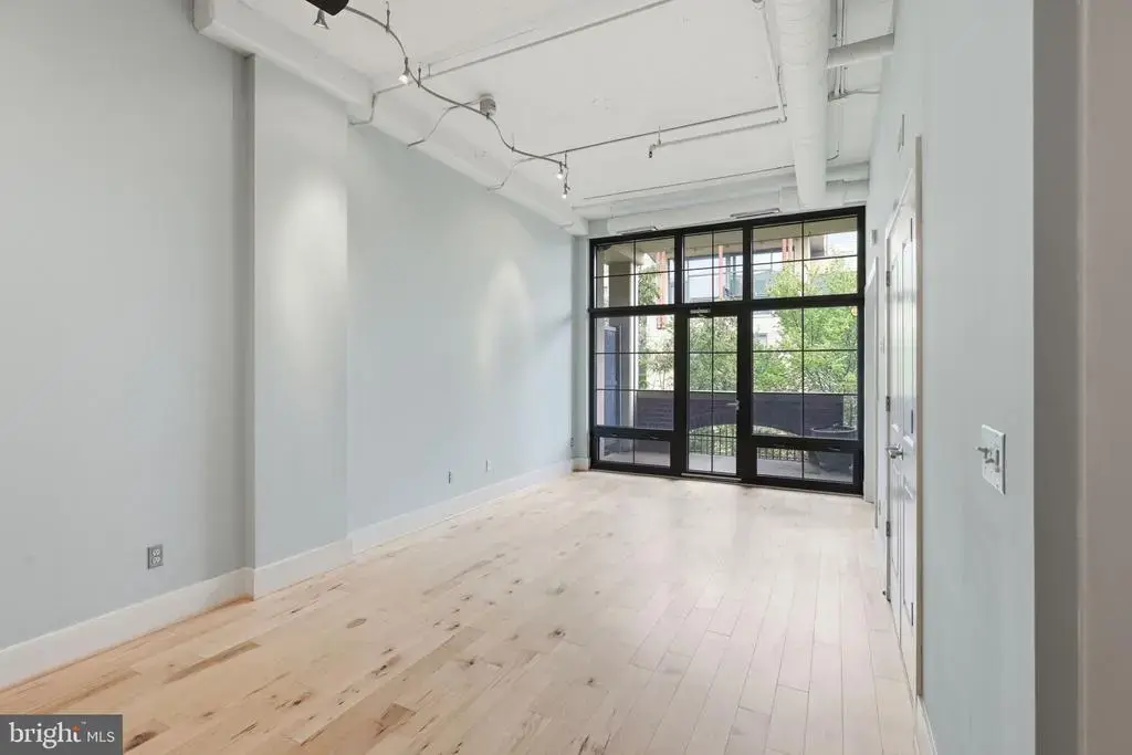 2328 Champlain St Nw #328, WASHINGTON